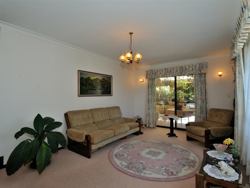 61 Mahogany Drive, Halls Head WA 6210