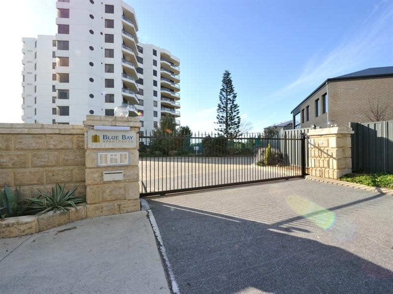 31/6A Valley Road, Halls Head WA 6210