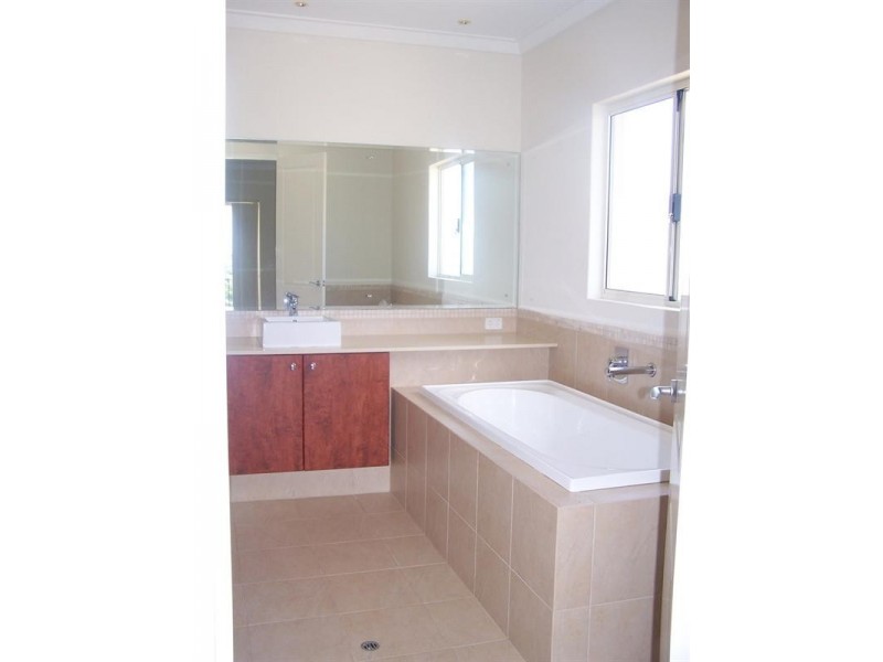 57 Lakeway Rt, Dawesville WA 6211