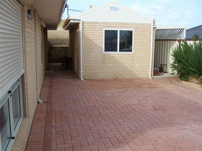 6 Australis Circle, Wannanup WA 6210