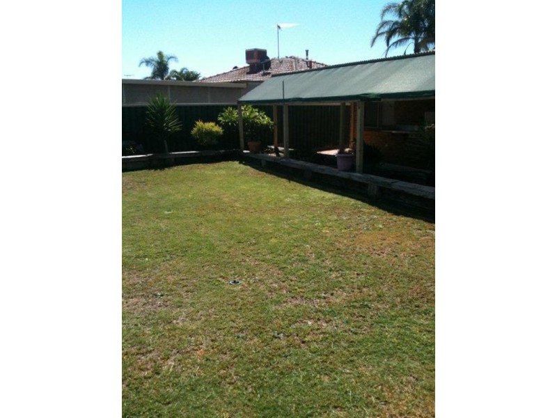 29 Sextant, Waikiki WA 6169