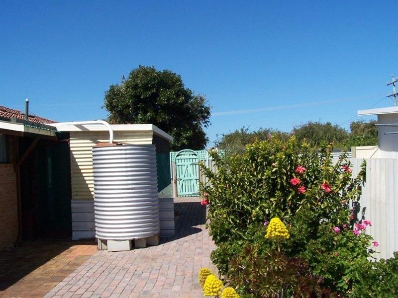 8 Linley Street, Wannanup WA 6210