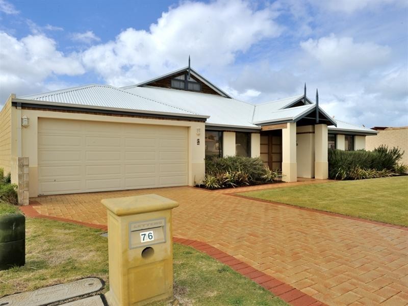 76 Alexis Circle, Wannanup WA 6210