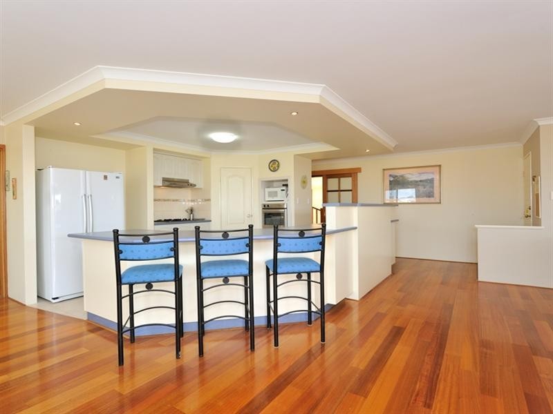 76 Alexis Circle, Wannanup WA 6210