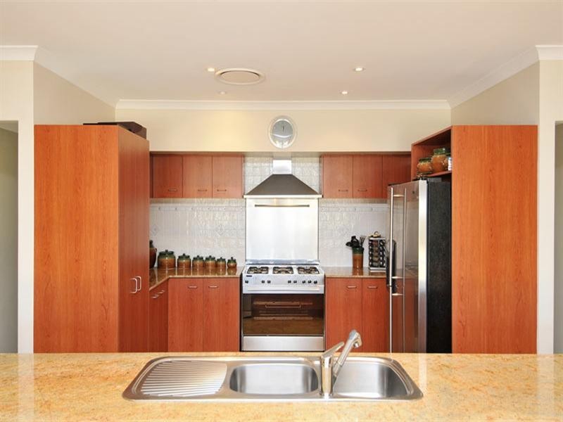 20 Cordia Way, Halls Head WA 6210