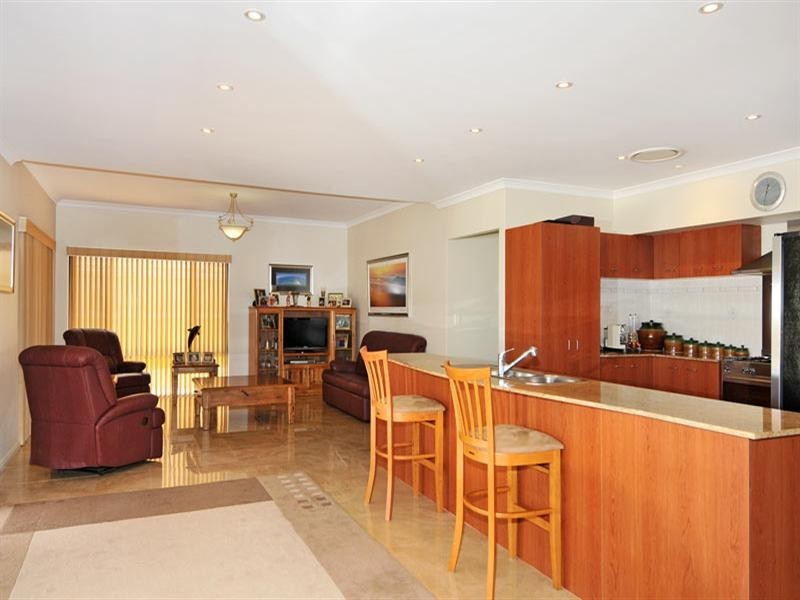 20 Cordia Way, Halls Head WA 6210