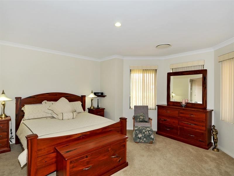 20 Cordia Way, Halls Head WA 6210
