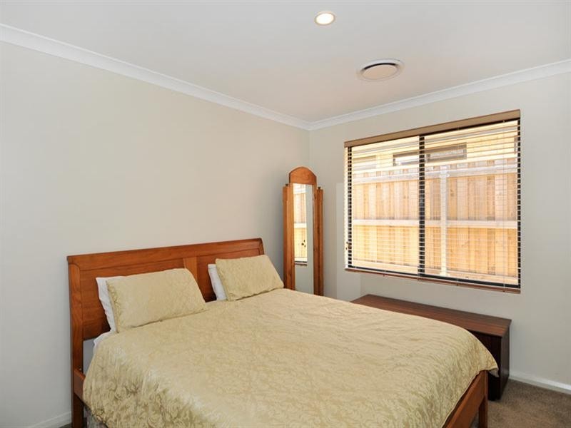 20 Cordia Way, Halls Head WA 6210