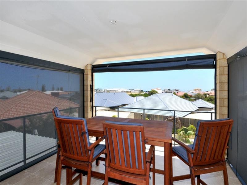 20 Cordia Way, Halls Head WA 6210