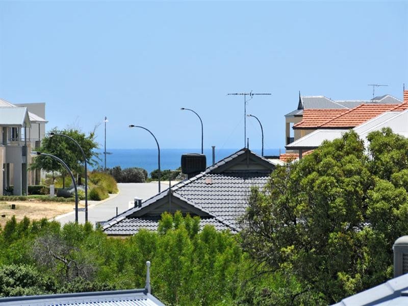 20 Cordia Way, Halls Head WA 6210