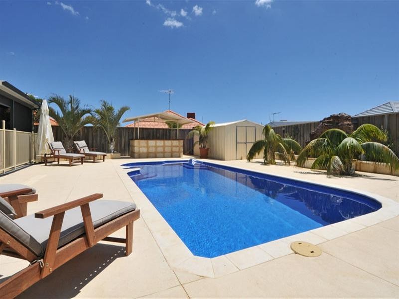 20 Cordia Way, Halls Head WA 6210