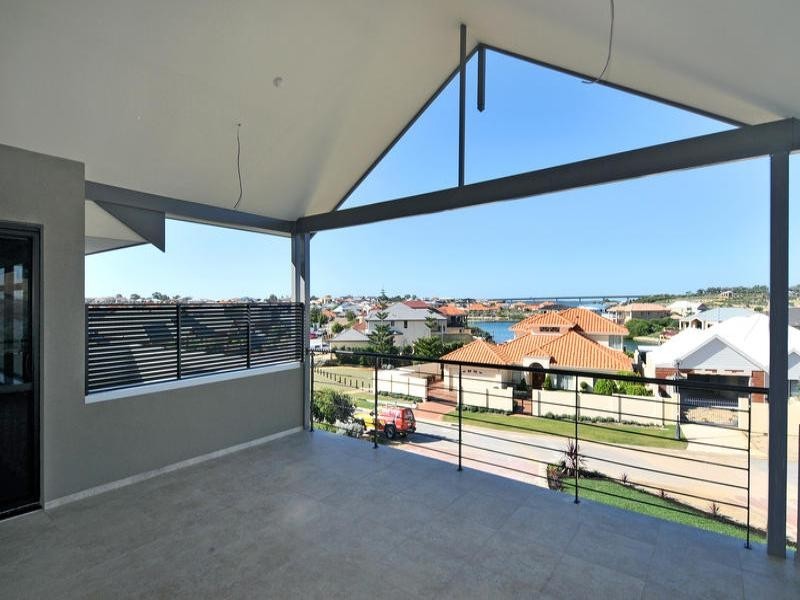 30 Voyager Close, Wannanup WA 6210