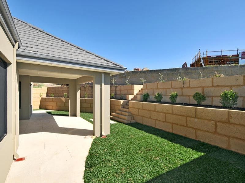30 Voyager Close, Wannanup WA 6210