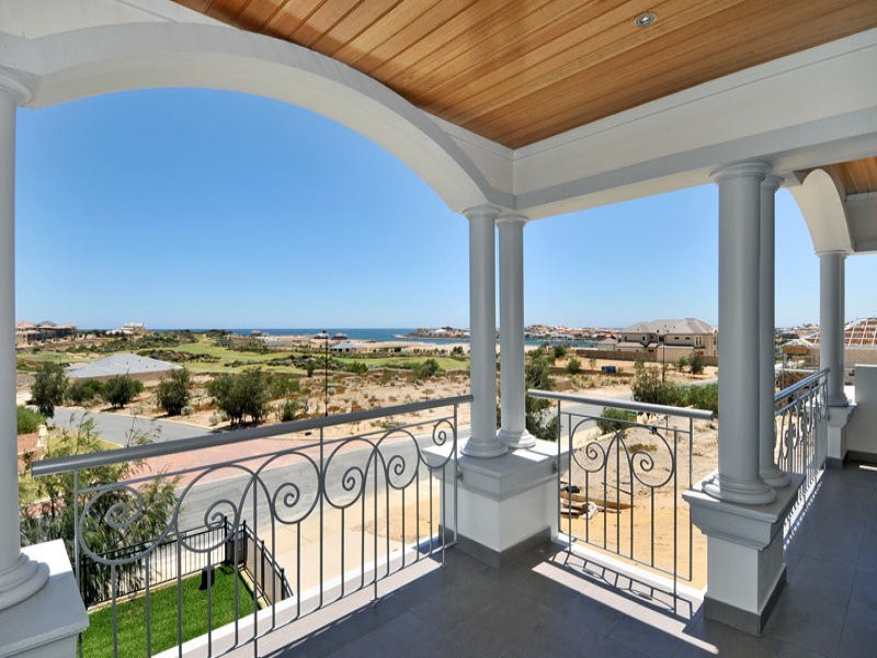 8 Southport Boulevard, Dawesville WA 6211