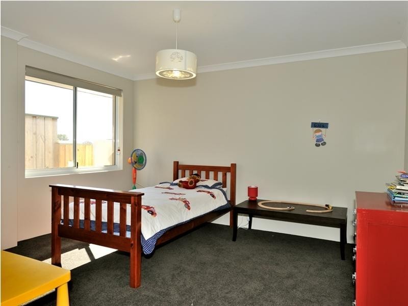 5 Maywood Way, Wannanup WA 6210