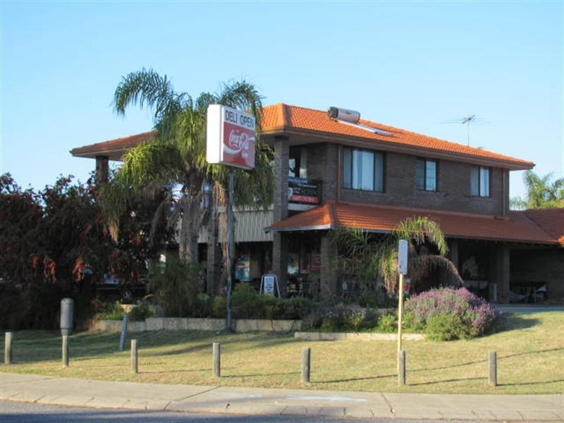 54 MCLARTY Road, Halls Head WA 6210