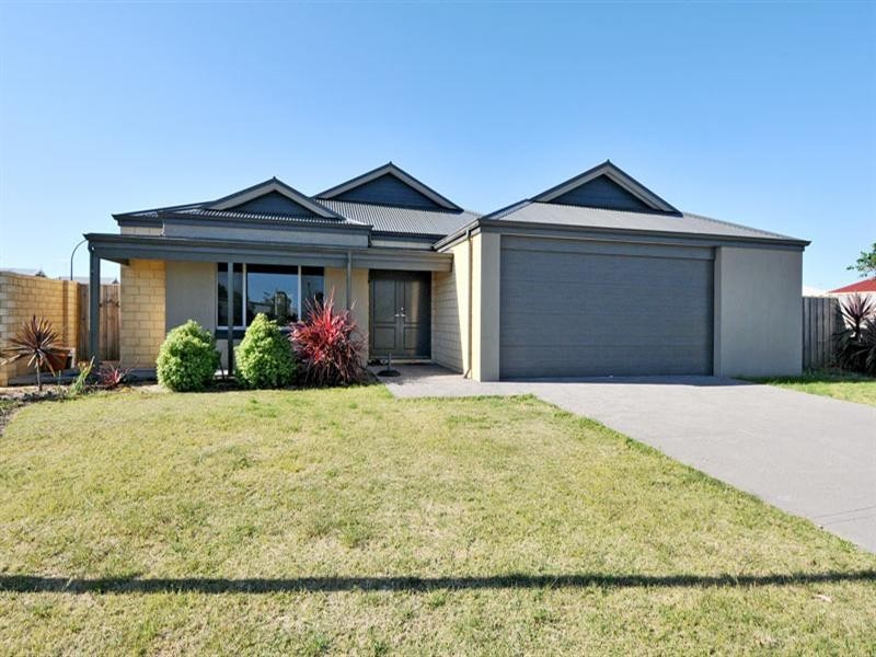 37 Karon Vista, Halls Head WA 6210