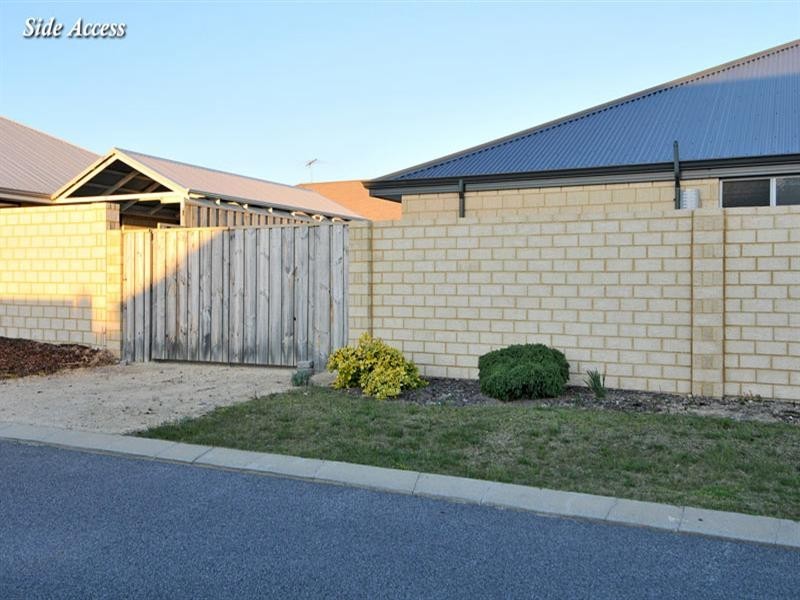 37 Karon Vista, Halls Head WA 6210