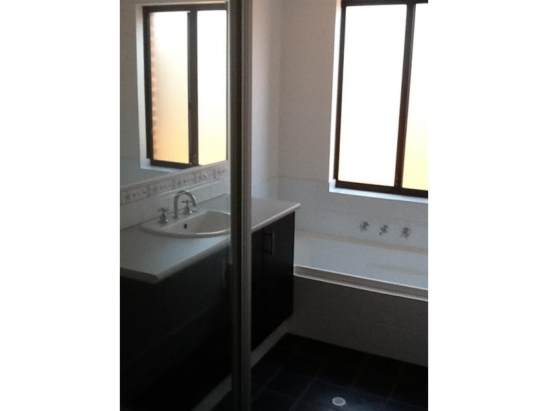 2/1 Dewar Street, Falcon WA 6210