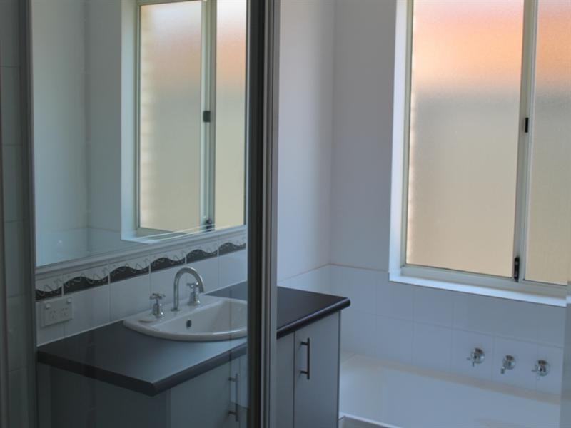 2/1 Dewar Street, Falcon WA 6210