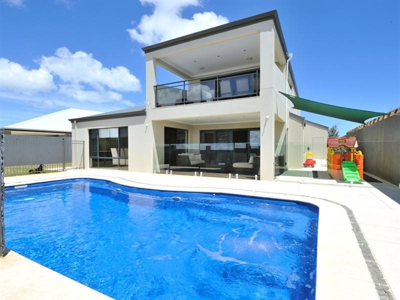48 Endeavour Circle, Wannanup WA 6210