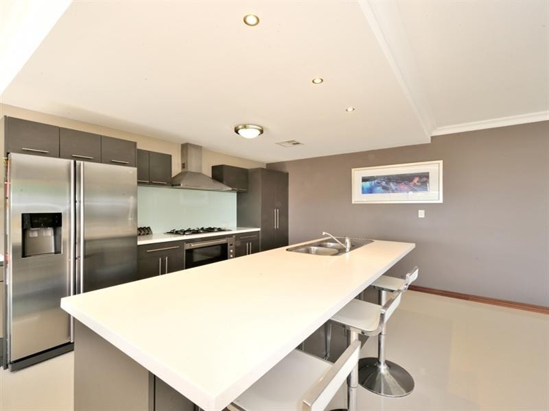 48 Endeavour Circle, Wannanup WA 6210