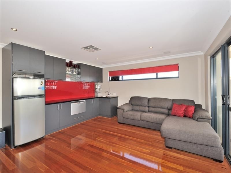 48 Endeavour Circle, Wannanup WA 6210