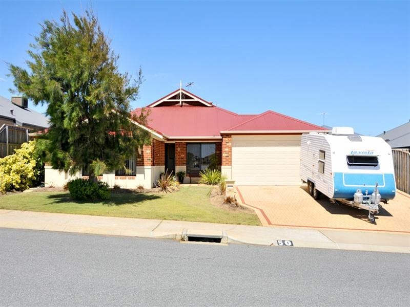 50 Buttercup Pkwy, Halls Head WA 6210