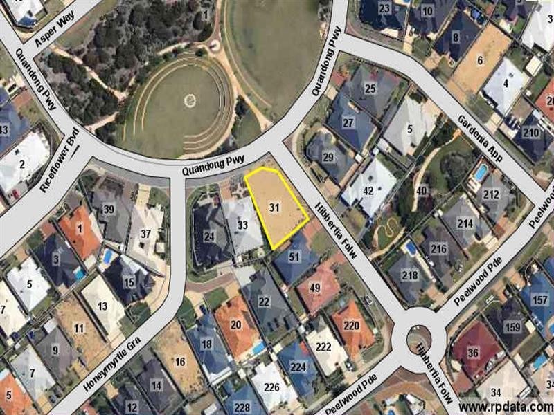 31 Quandong Pkwy, Halls Head WA 6210