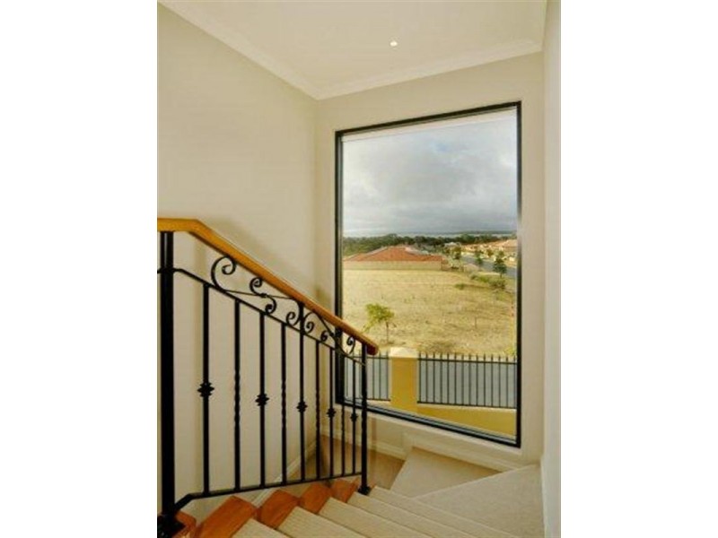 1 Storm Lane, Wannanup WA 6210