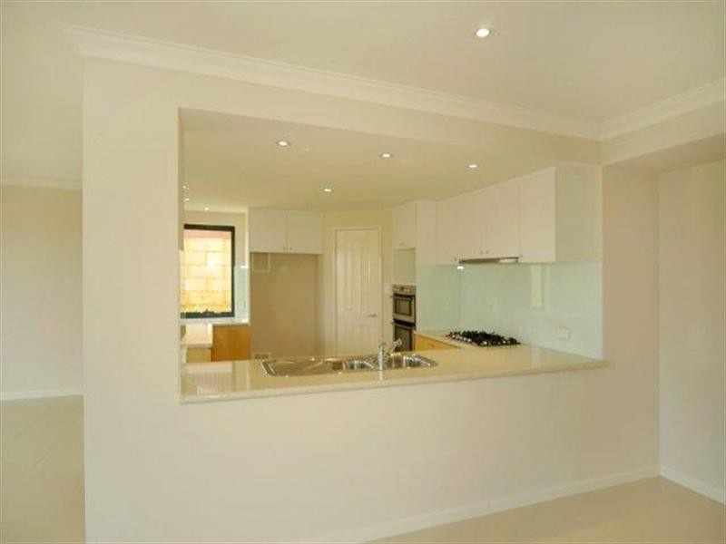 1 Storm Lane, Wannanup WA 6210