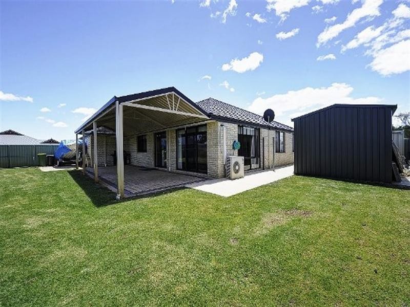4 GOLDSEEKER Loop, Ravenswood WA 6208