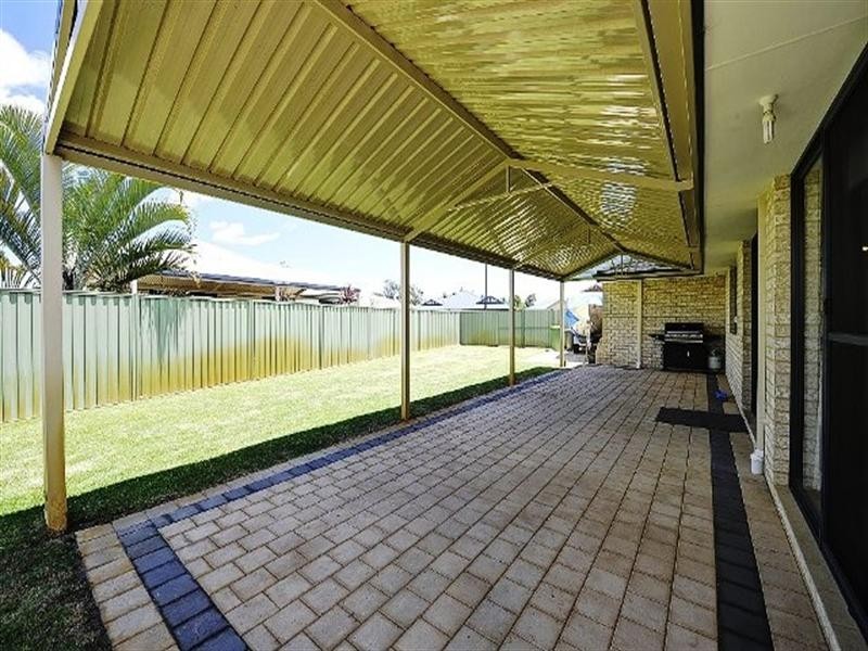 4 GOLDSEEKER Loop, Ravenswood WA 6208