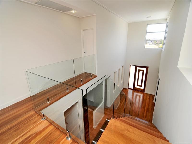 5 Twilight Court, Dudley Park WA 6210