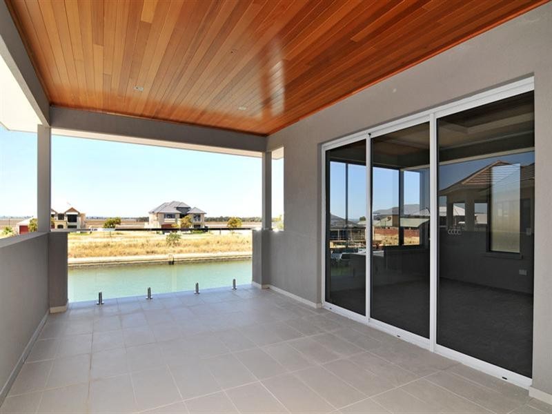 5 Twilight Court, Dudley Park WA 6210