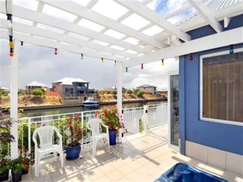 107 Avocet Island Quays, Wannanup WA 6210