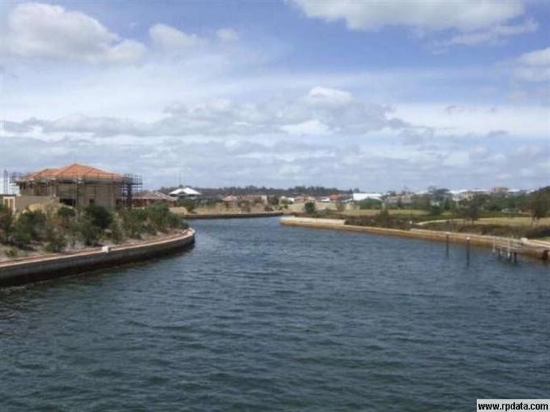 90 (Lot 740) Cormorant Key, Wannanup WA 6210