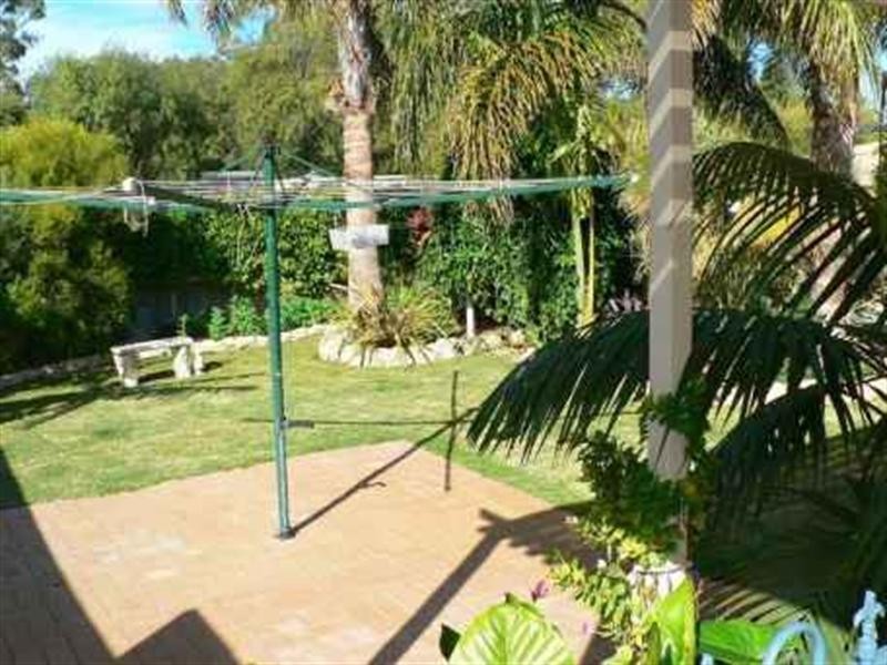 5 Pioneer Court, Bouvard WA 6211