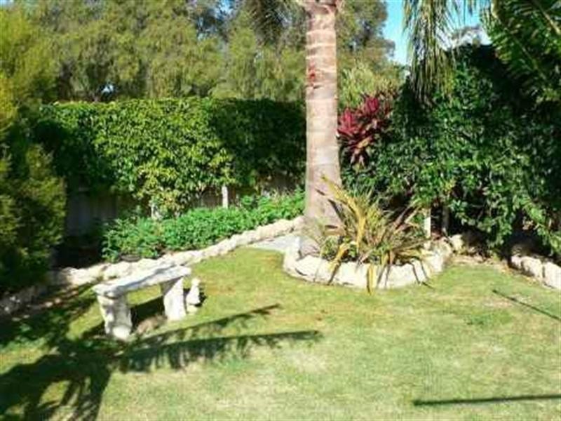 5 Pioneer Court, Bouvard WA 6211