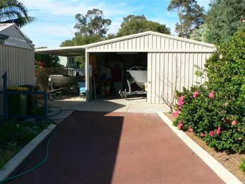 5 Pioneer Court, Bouvard WA 6211