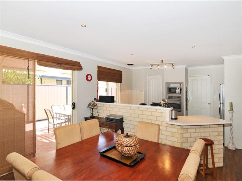 1 Philmont Way, Meadow Springs WA 6210