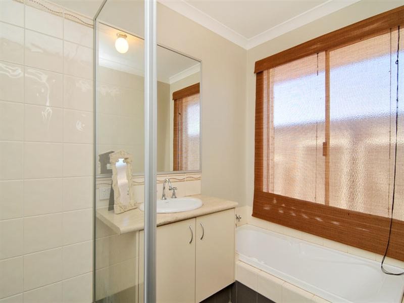 1 Philmont Way, Meadow Springs WA 6210