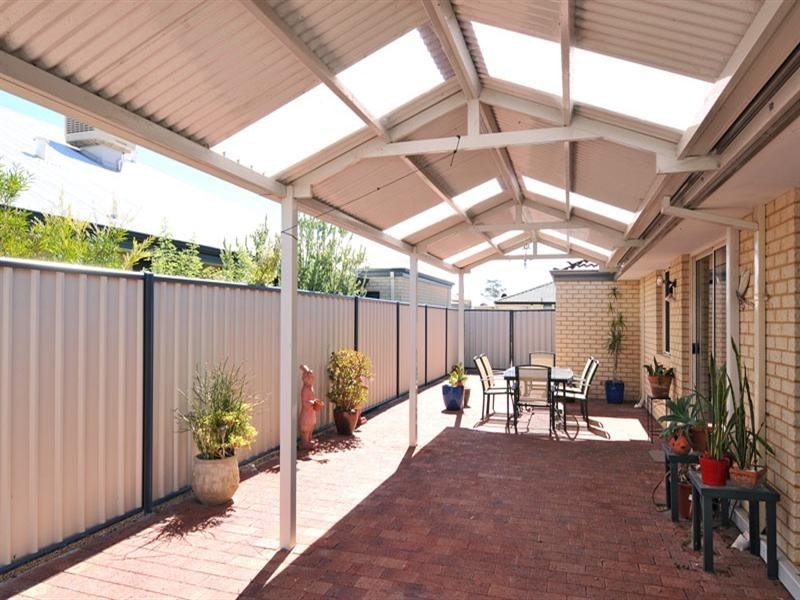 1 Philmont Way, Meadow Springs WA 6210