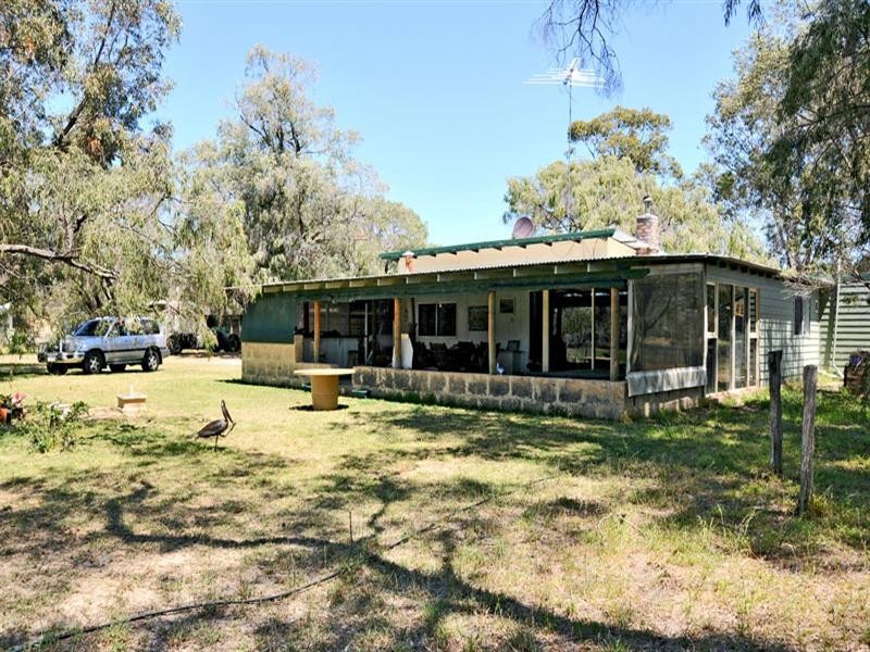405 Southern Estuary, Herron WA 6211