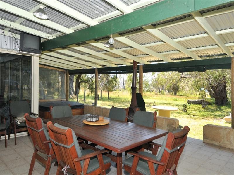 405 Southern Estuary, Herron WA 6211