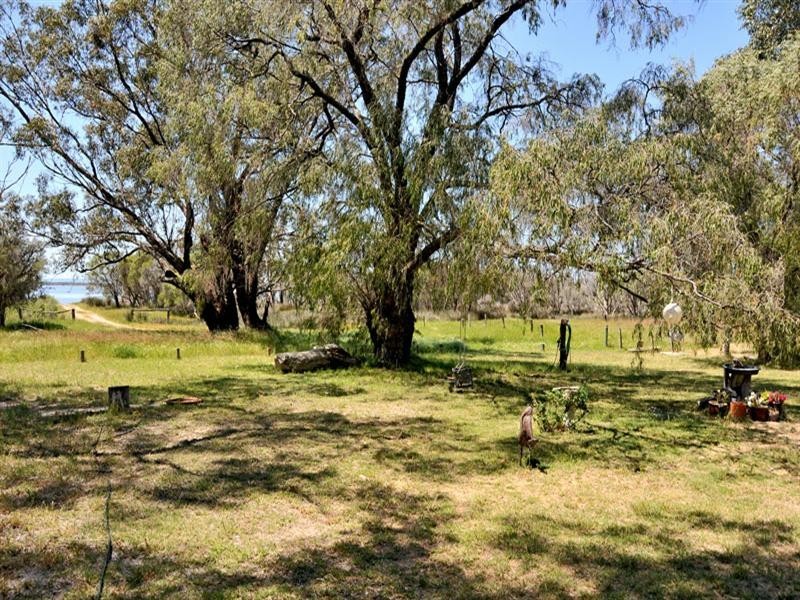 405 Southern Estuary, Herron WA 6211