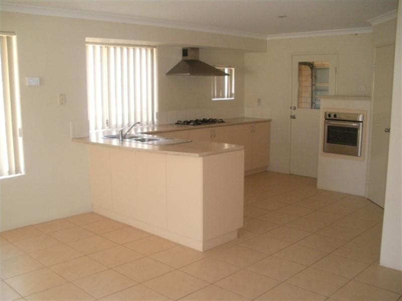 66 Northport Boulevard, Wannanup WA 6210