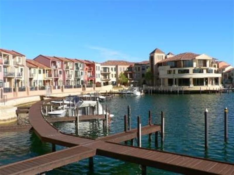 1/7 Village Mews Lane, Wannanup WA 6210