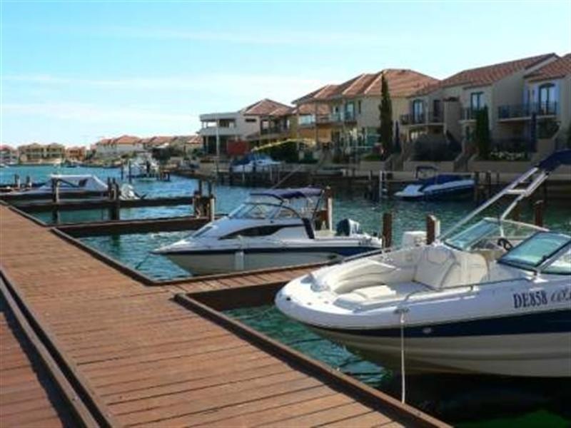 1/7 Village Mews Lane, Wannanup WA 6210