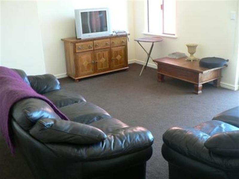 3/34 Village Mews, Wannanup WA 6210